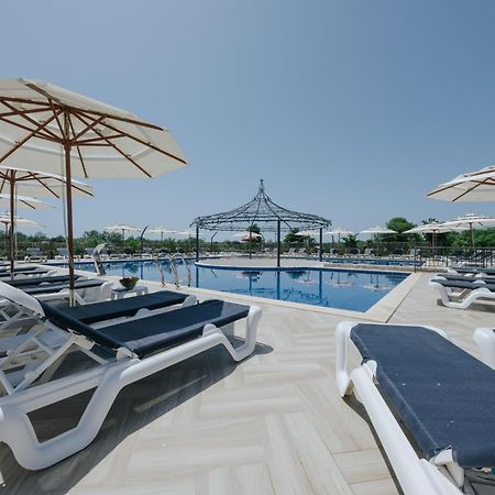 Imperial Family Resort Улцинь Екстер'єр фото