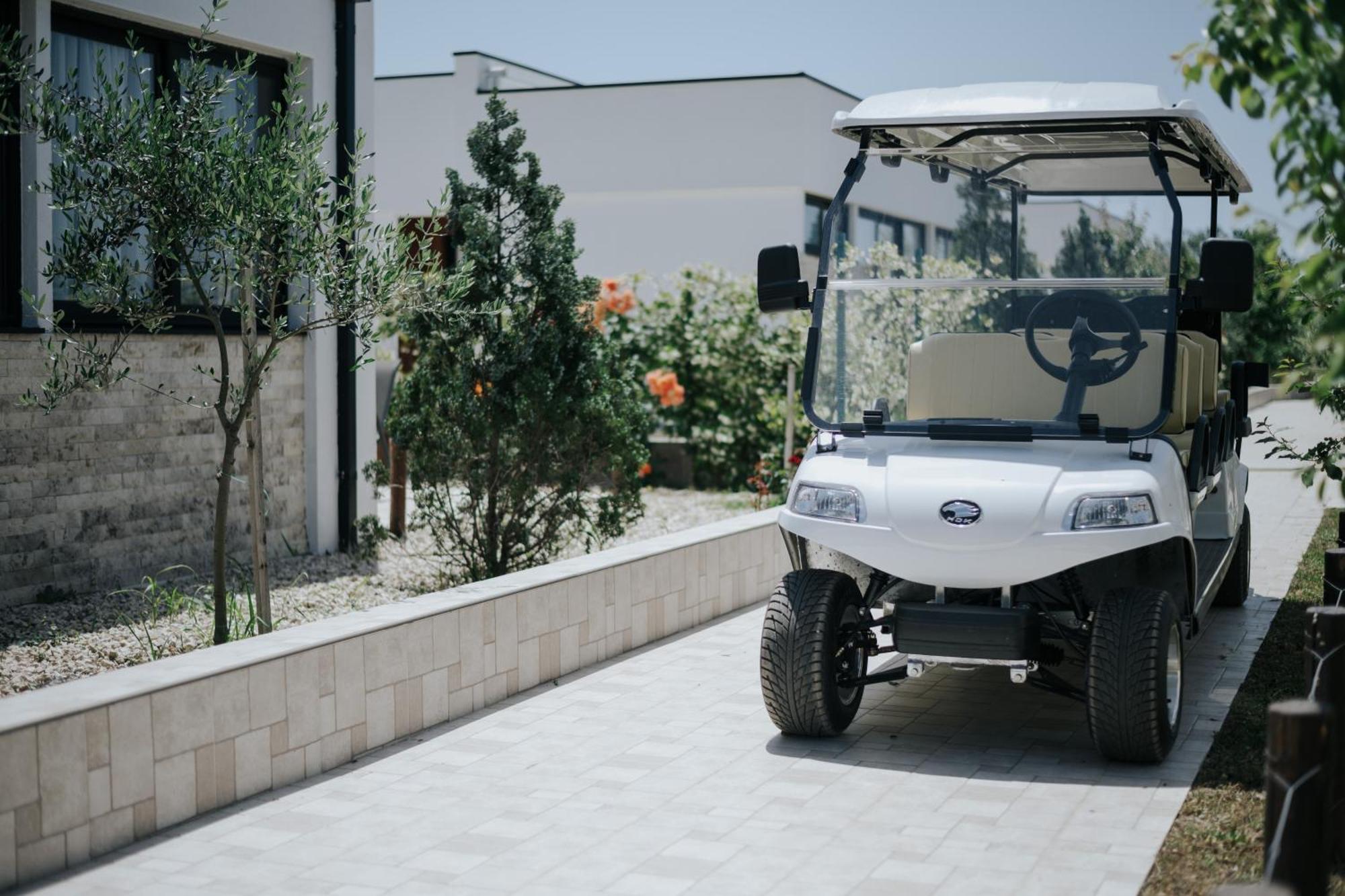 Imperial Family Resort Улцинь Екстер'єр фото