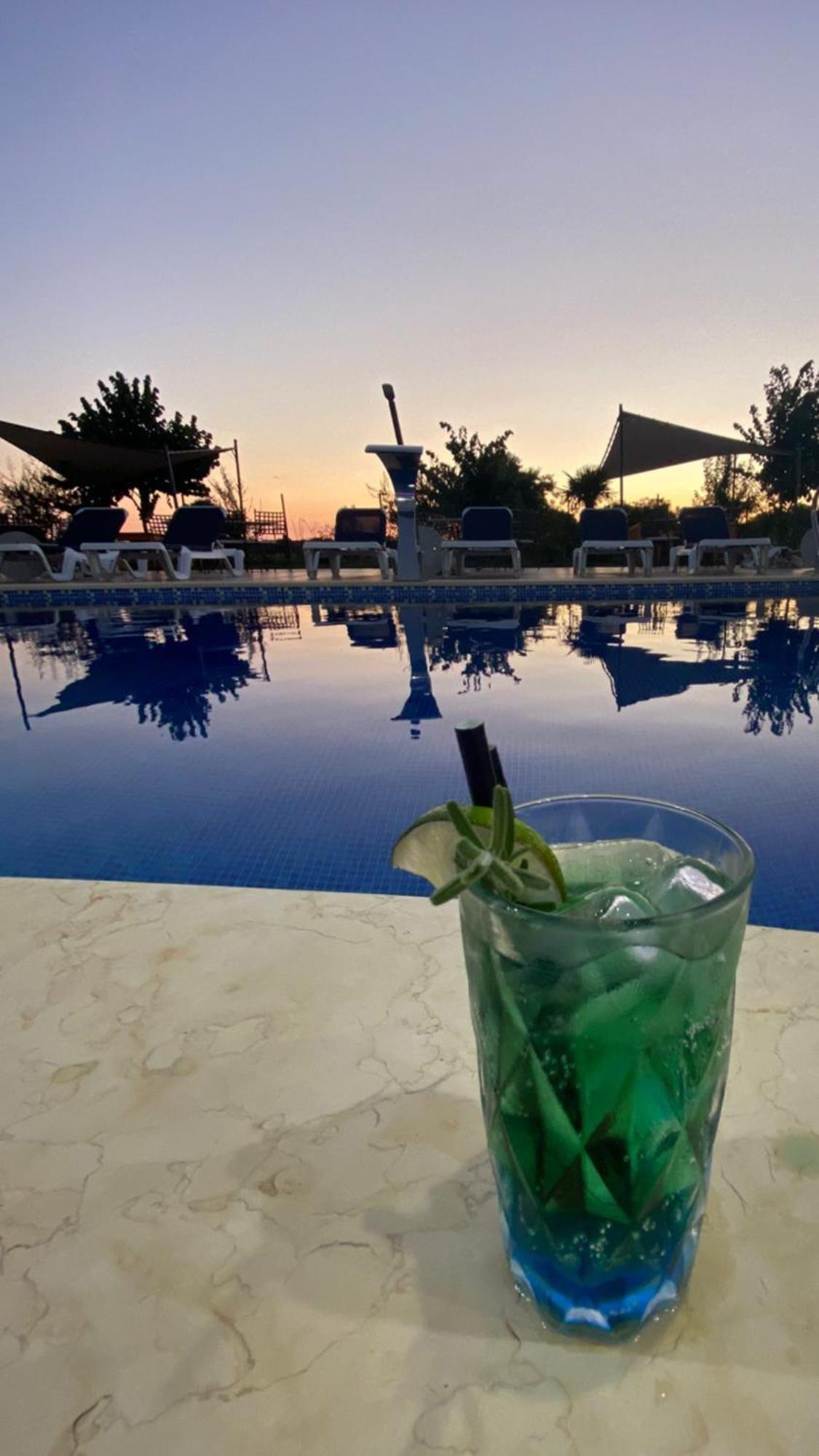 Imperial Family Resort Улцинь Екстер'єр фото