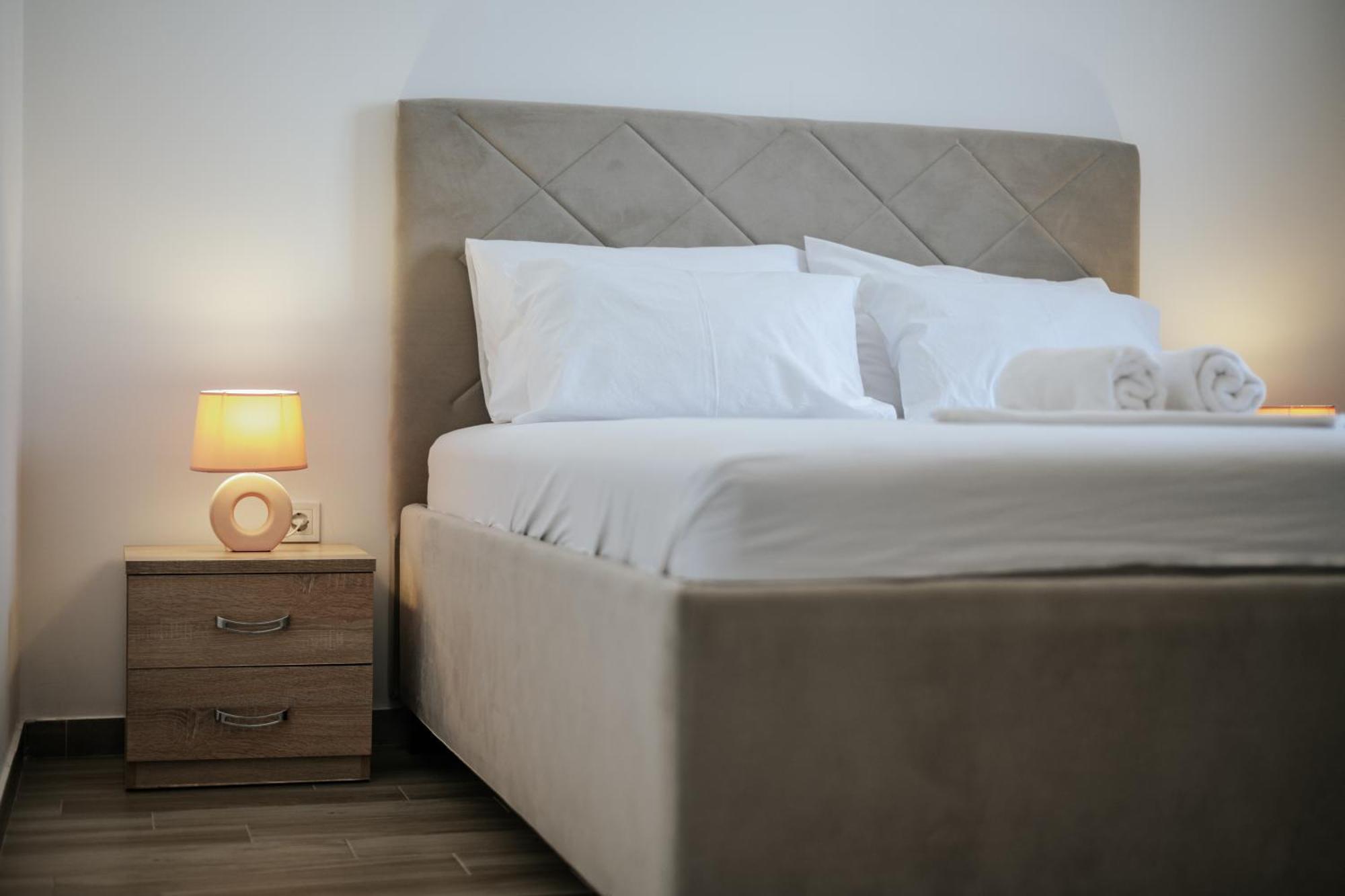 Imperial Family Resort Улцинь Екстер'єр фото