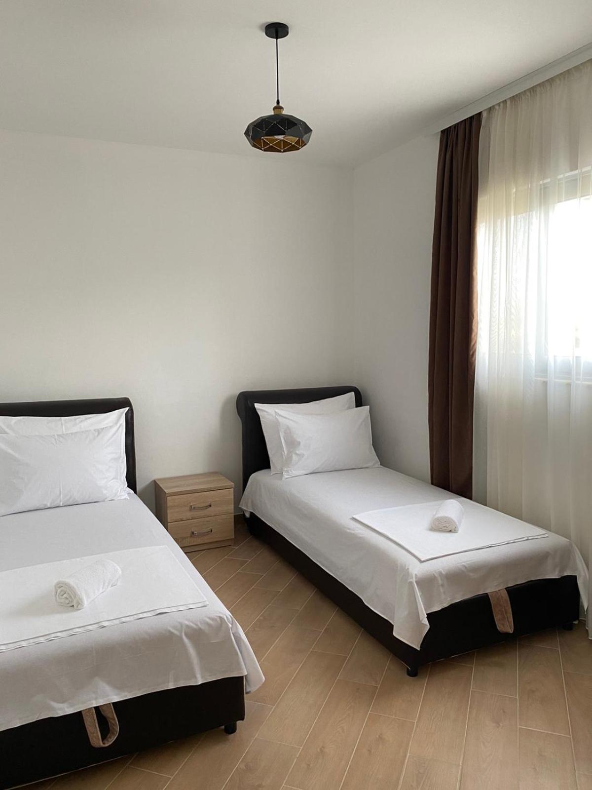 Imperial Family Resort Улцинь Екстер'єр фото